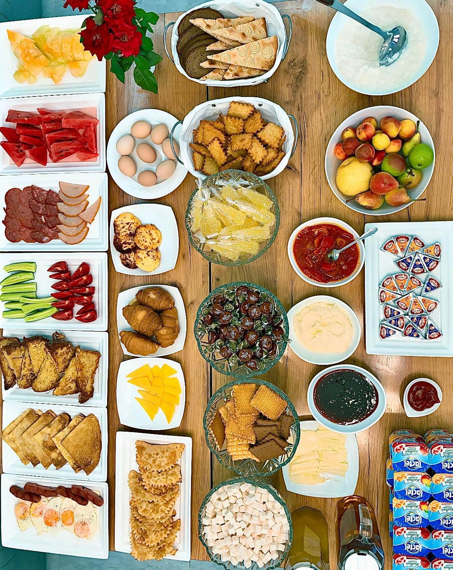 Ideal Hotel 누쿠스 외부 사진