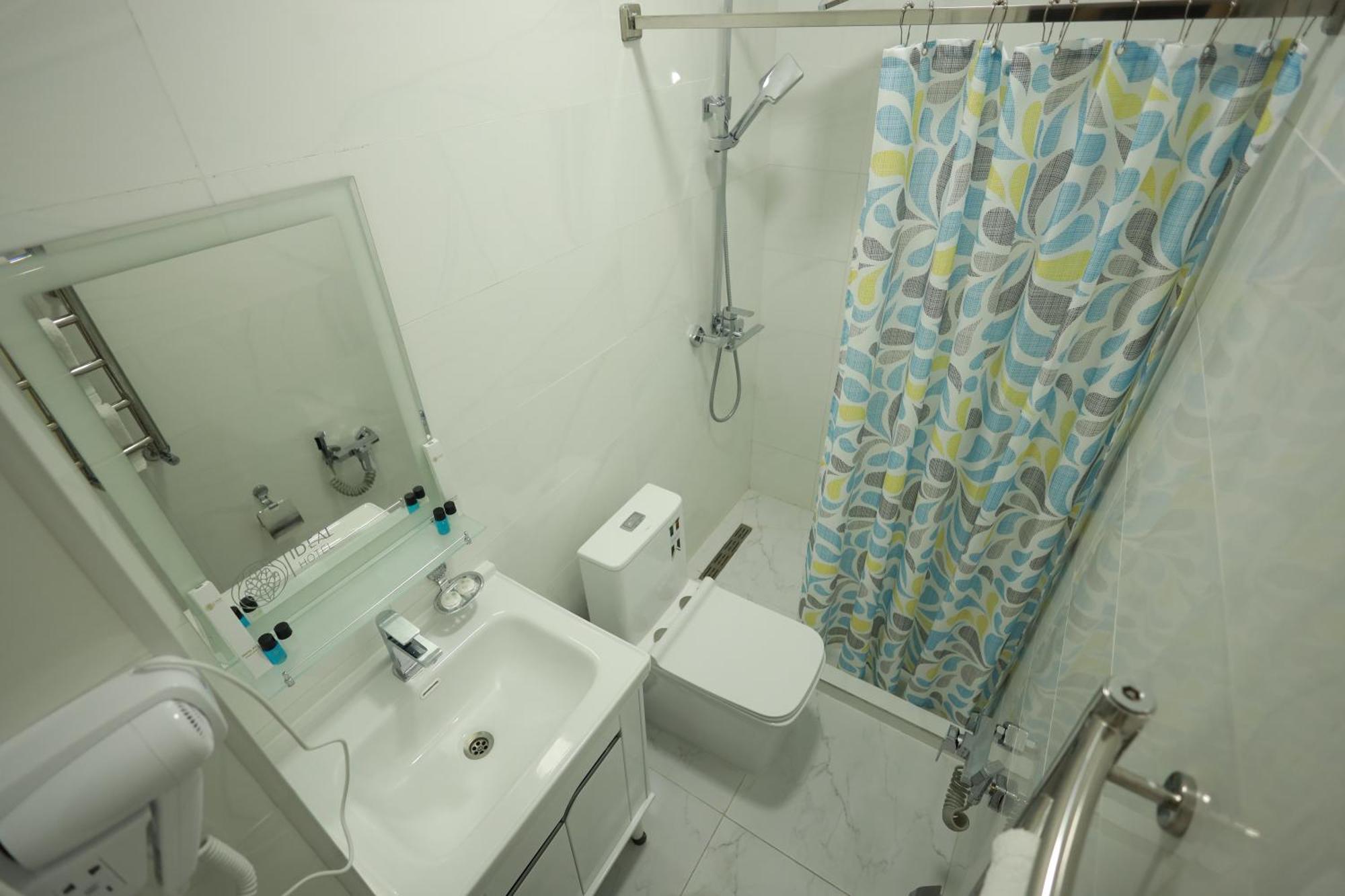 Ideal Hotel 누쿠스 외부 사진